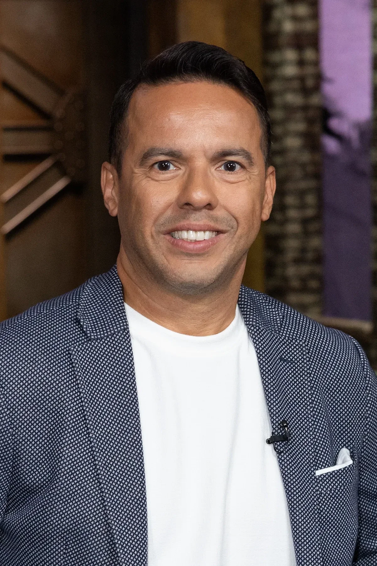 How to Watch TBN - Samuel Rodriguez